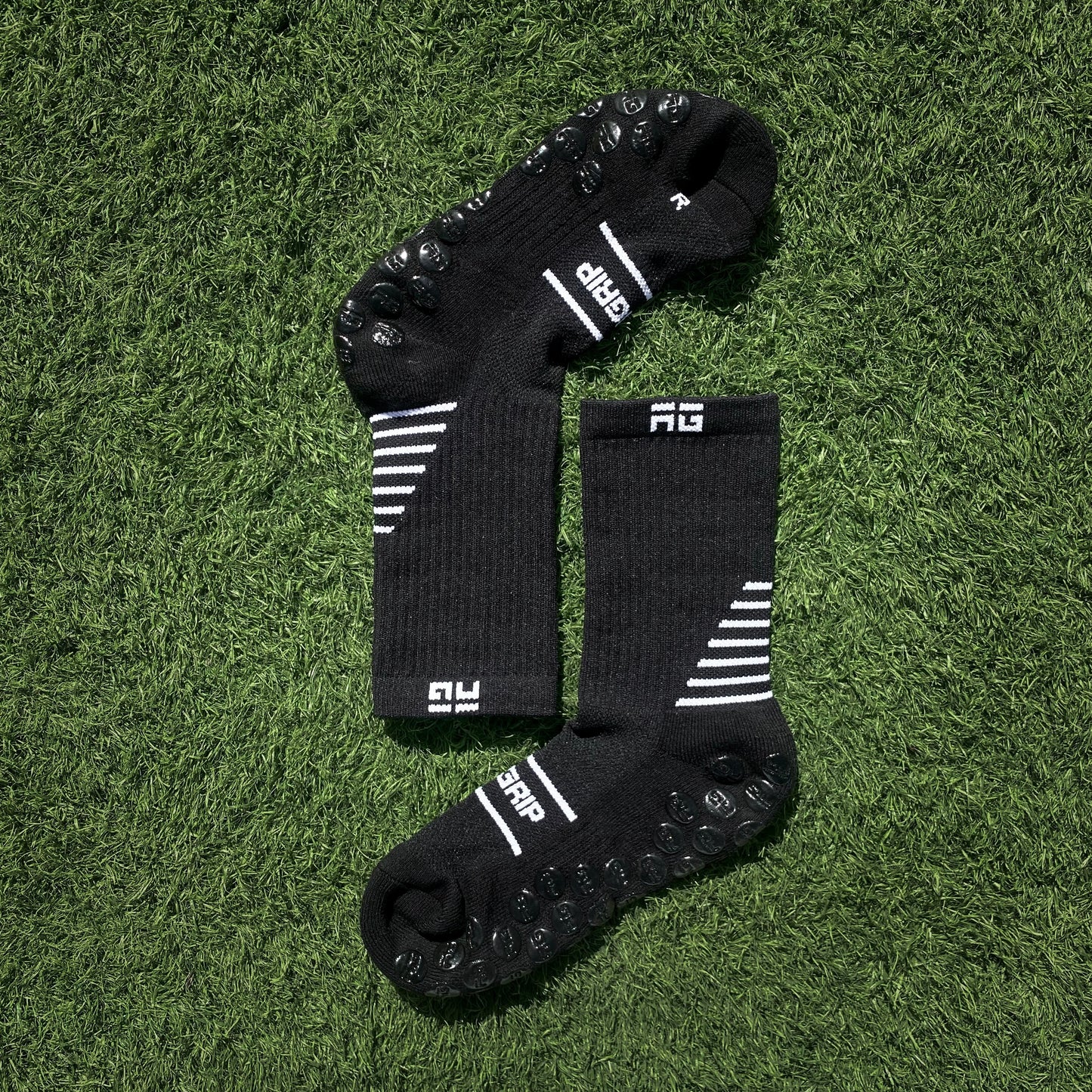 PRO V1 CREW - BLACK